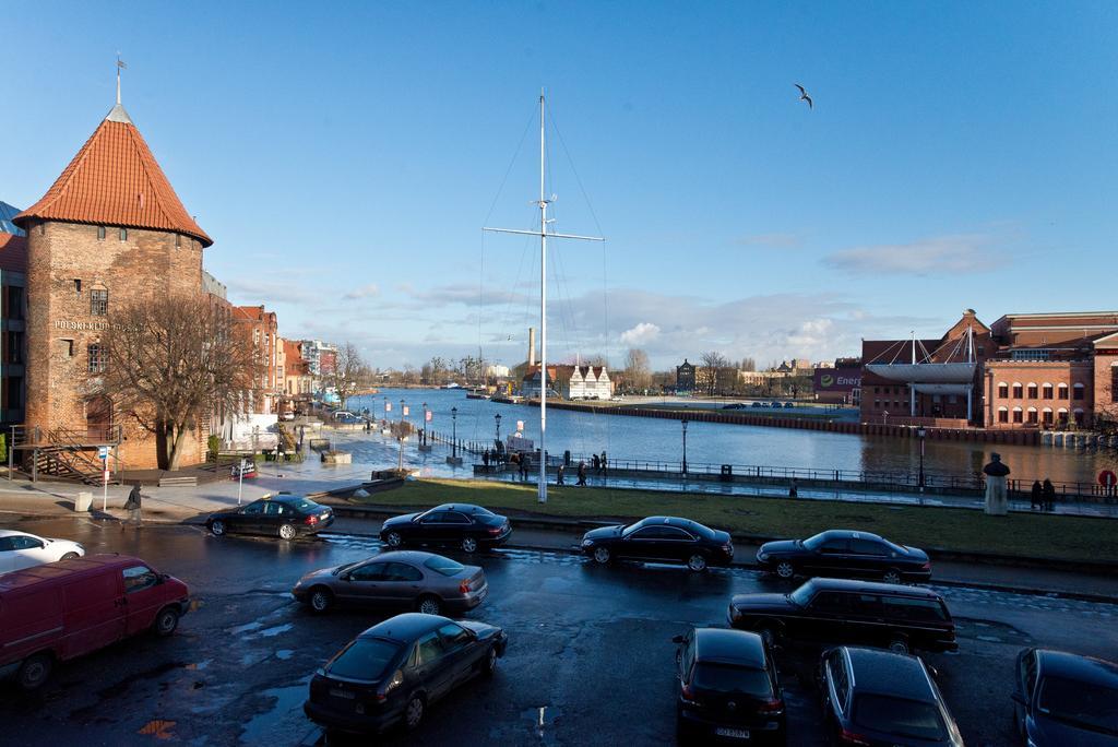 Gdanskie Apartamenty - Apartament Targ Rybny Z Widokiem Na Motlawe Værelse billede